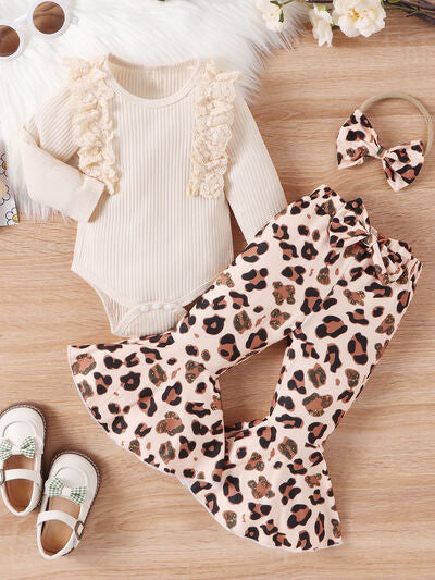 Lookin' Cute - Baby Bell Set